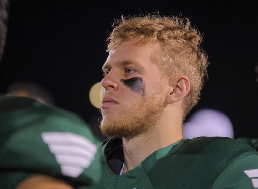 ReneeSc47619923's tweet photo. This picture represents strong, confident, intelligent and determined on and off the field. So proud of you Luke - you are #TaylorTough #thisisTaylorISD #seniors2022 #perseverance https://t.co/wCsWSEQdY1