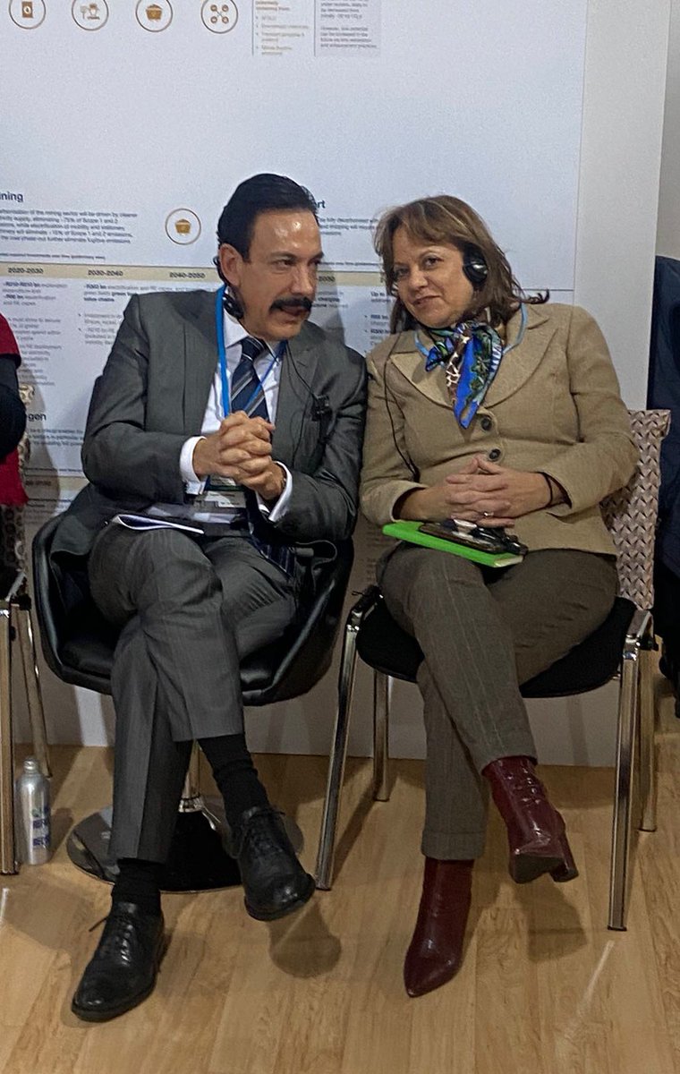omarfayad's tweet photo. Coincido con la visión de @marthadelgado, subsecretaria para asuntos multilaterales de la @SRE_mx; en el foro #COP26 compartí la experiencia y resultados del programa Escuelas por la Tierra, en donde Hidalgo obtuvo el primer lugar en México por las más de 800 escuelas inscritas. https://t.co/MmTtlOTmdi