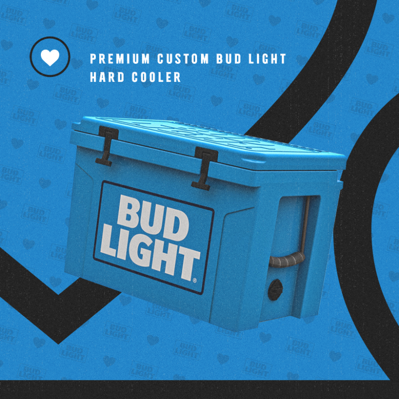 Panthers's tweet photo. This one is for the ultimate @idjmoore fan  💫

RT for your chance to win! 

@budlight | #MooreLoveSweepstakes