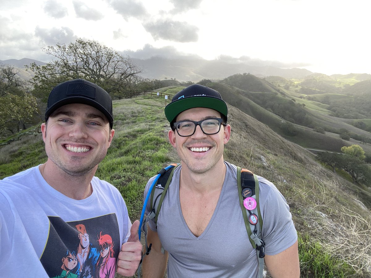 willbakermusic's tweet photo. Brother in law visiting
Shell Ridge Trail on a beautiful day
#walnutcreek #shellridge #hike https://t.co/1zJd9ENDF4