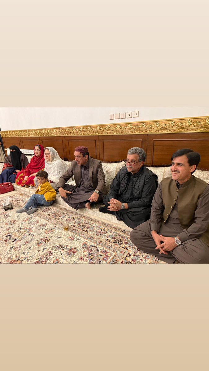 qamberaskani's tweet photo. Dinnar At Askani House Quetta #CMBalochistan #governmentbalochistan https://t.co/EN8VUjEzih