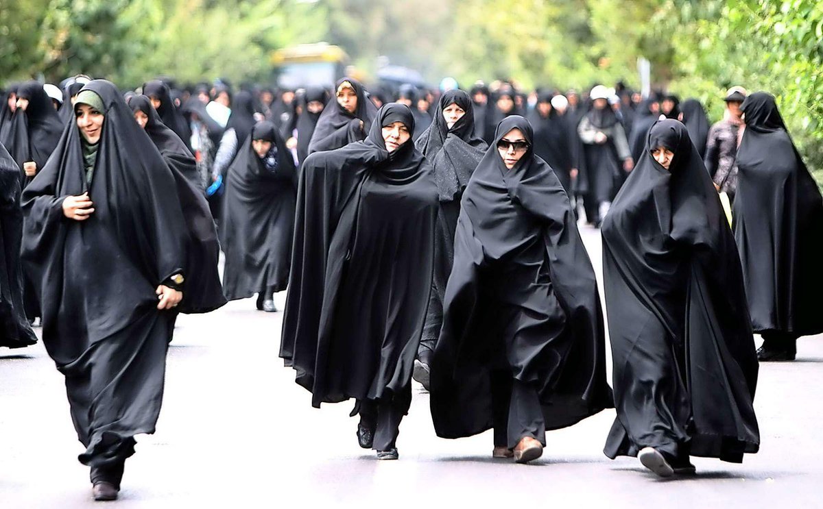 Frauen ärsche in Tehran