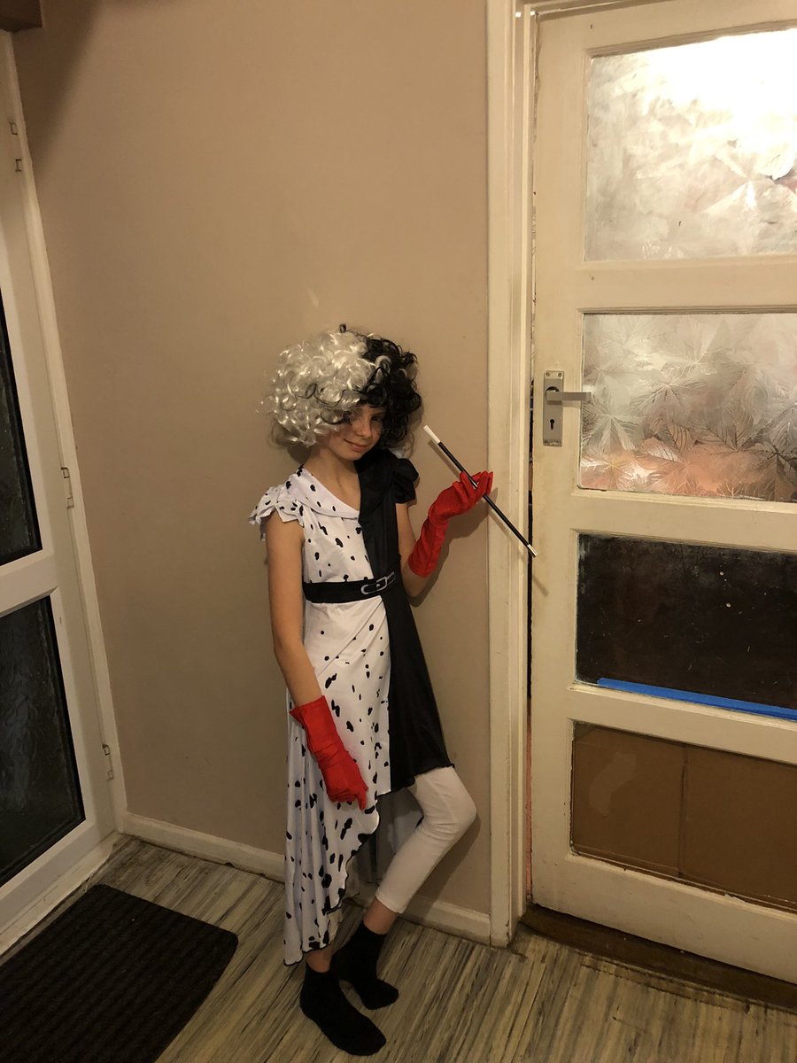 AndreaLipinski's tweet photo. Cruella xx https://t.co/n4gjqm8KAn
