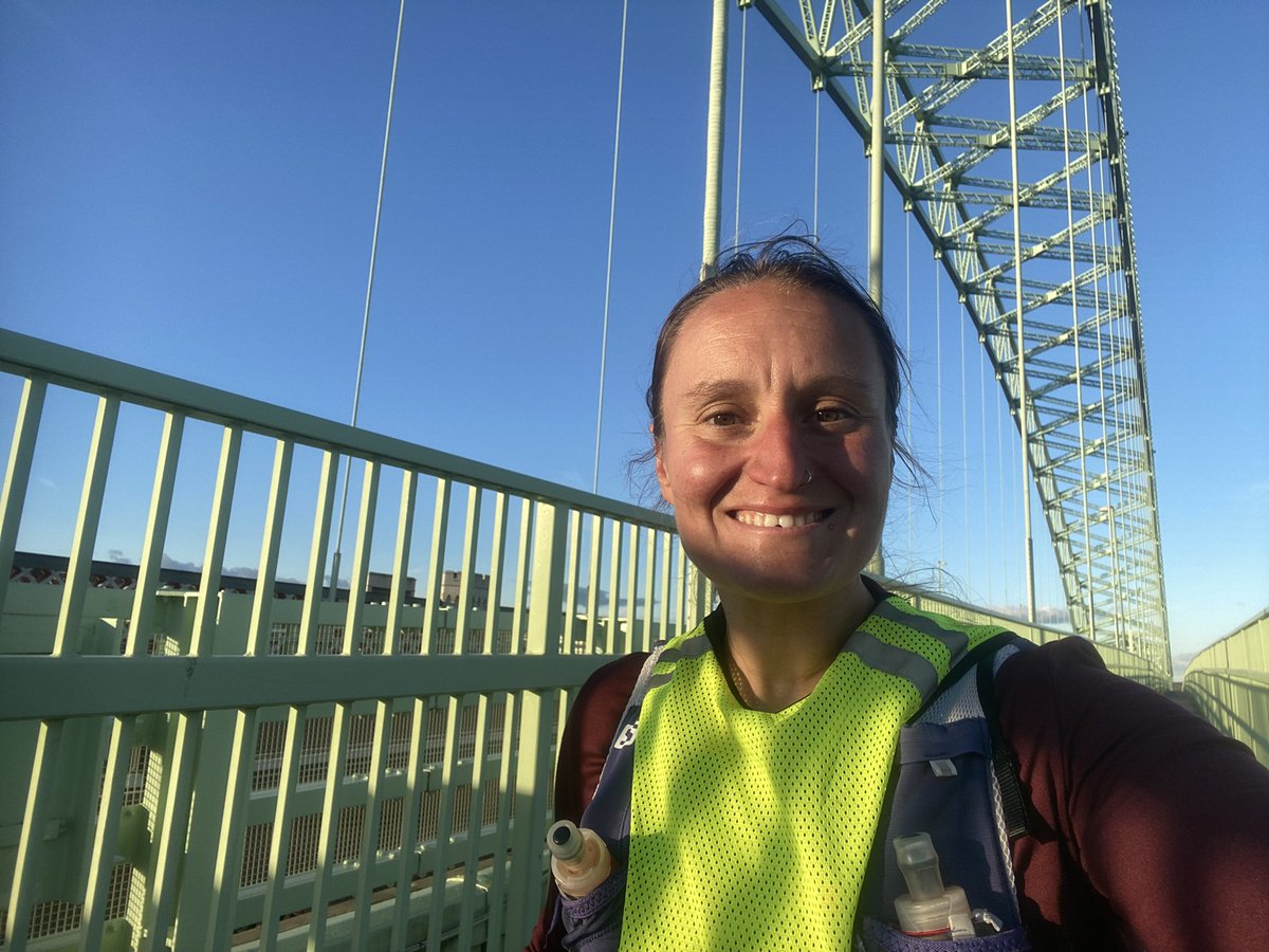 RunoverRainbow's tweet photo. Day 25. 31 miles from Wigan to Frodsham crossing the Mersey River. #jogle #joglend #MentalHealthMatters #runbritain @Rethink_ https://t.co/a6TRtDeVot