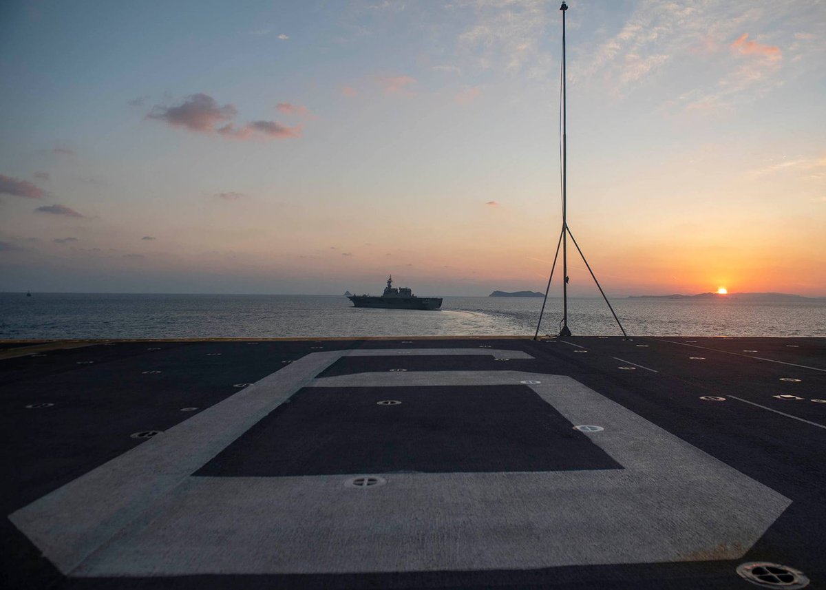 USPacificFleet's tweet photo. Forward-deployed #USNavy amphibious assault ship #USSAmerica (LHA 6) and Japan Maritime Self-Defense Force's #JSIse (DDH 182) lead integrated training with Sasebo-based JMSDF ships: https://t.co/KO4FKxEGMD #NavyPartnerships https://t.co/9UagbrJpRM