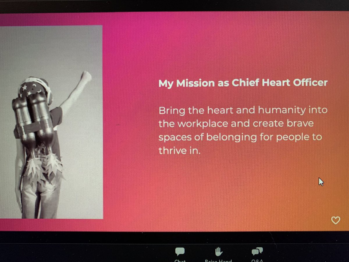 MonicaVeness's tweet photo. We should all be Chief Heart Officers in life. We need to go in the direction of @VaynerMedia and infuse empathy and bring humanity every where we go 💞🙏 Amazing @claudesilver #preach #i42021 #beanempath https://t.co/sbfr3hjdxB