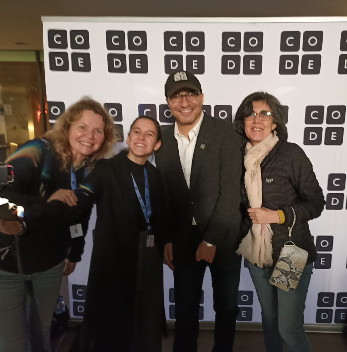 KodeaOrg's tweet image. Llegamos hasta Los Ángeles, Estados Unidos 🇺🇸, para ser parte de la #CSEdCon2021 de Code.org 🔥. Presentamos @ideodigitalchile y reflexionamos sobre  las Ciencias de la Computación 💻 en las escuelas de todo el mundo 🌎 @mretamal @loraineschlott @hadip