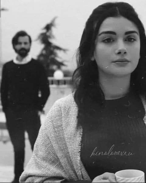 الإهتمام هو سيد البقاء والاحتواء هو إثبات الحضور ...فليس كل من بقى إحتوى .. وليس كل من حضر إهتم ...