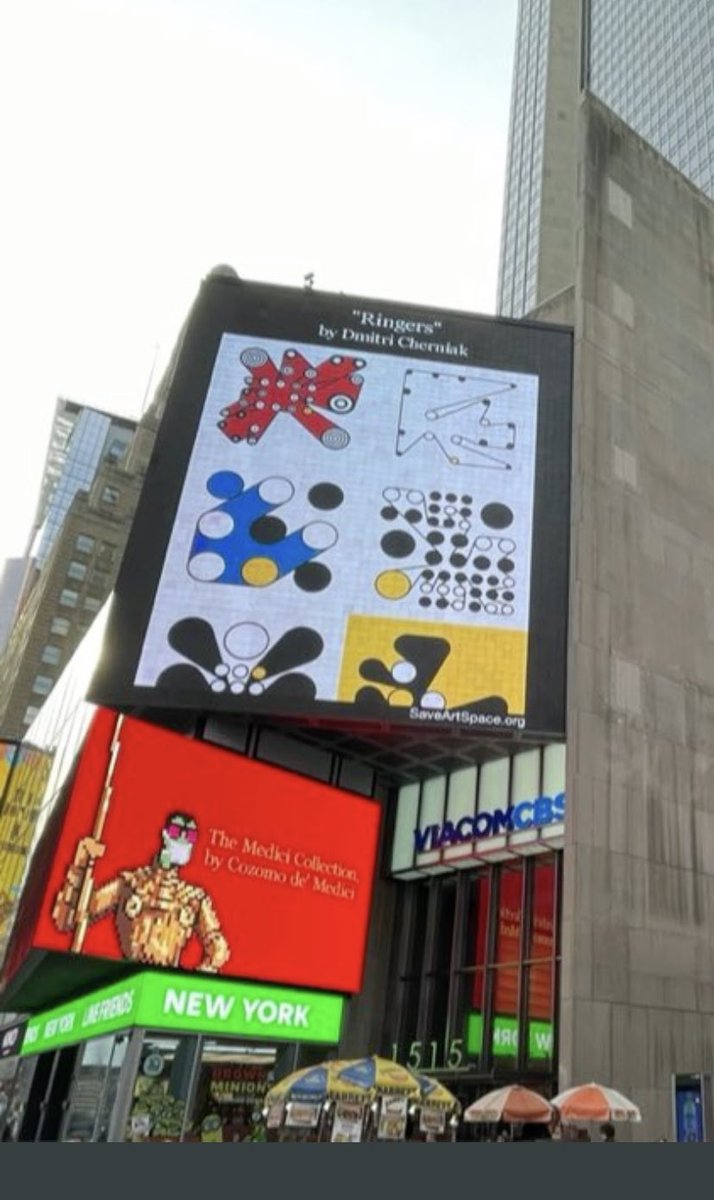 Couldn’t make it #NYCNFT cus we still can’t enter from the UK but here’s a screenshot of the picture I would’ve took if I was there #themedicicollection