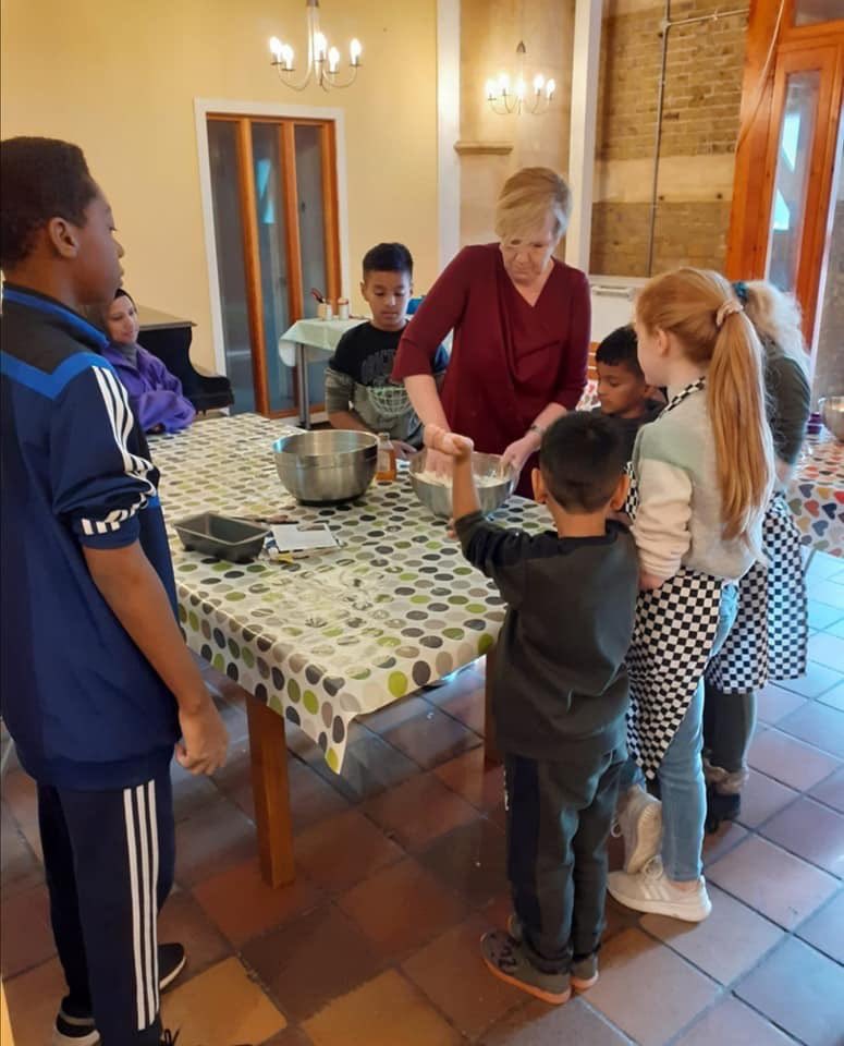 Bread Angels are at it again, making the world a better place with bread! 

A group of young carers took a 'Breaditation' de-stress session where they got to take all their frustrations out on dough, had a chat while they worked &amp; learned how to make a basic loaf of <a href="/RealBread/">Chris Young, Real Bread Campaign coordinator</a>.