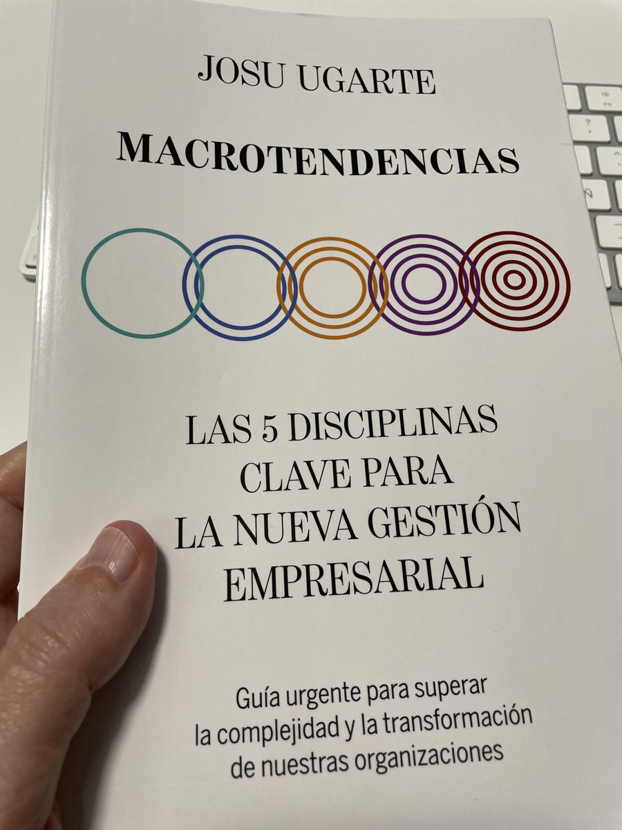 Yoriento's tweet photo. 🎁 Leyendo ya #Macrotendencias de @jugartea (CEO de @SchneiderES) 

🔥 5 HERRAMIENTAS para organizaciones innovadoras:

1 Nuevo liderazgo
2 Gestión del talento y del ecosistema
3 Conocimiento de las tecnologías
4 Activismo por la sostenibilidad
5 Nuevo acercamiento al cliente https://t.co/pJ3srdKspF