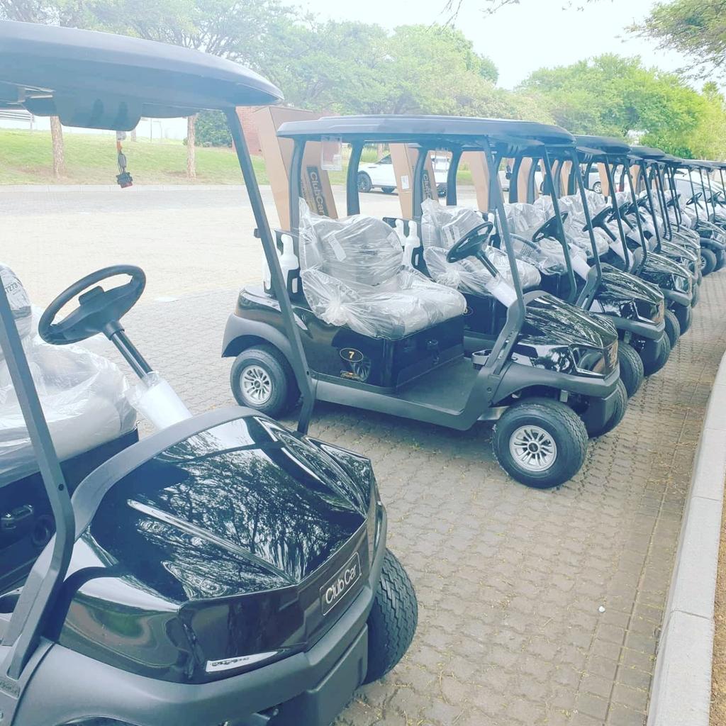 JmRosslee's tweet photo. Coming soon will be brand new greens and bunkers 💪also 70 brand new carts just to add to it😁⛳ We are definitely upping our game.
Who else is excited about the new setup at The Els Club❓

#Elsclubexperience #Copperleafestate #liveplayrelax https://t.co/uECS7RWAuM