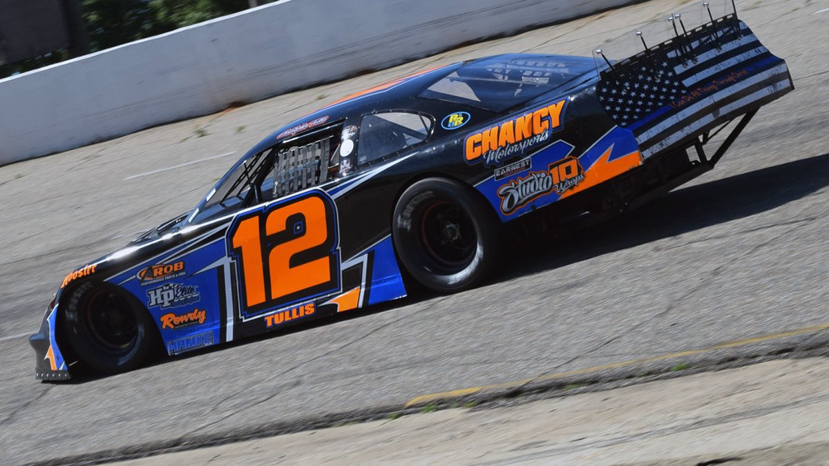 RacingAmerica's tweet photo. A tight #ShowMePLM title race will be decided during the Alabama State Championship at @MMSracetrack this weekend.
Read more: https://t.co/Uirc0XIN7J https://t.co/AxaY4p6ac1