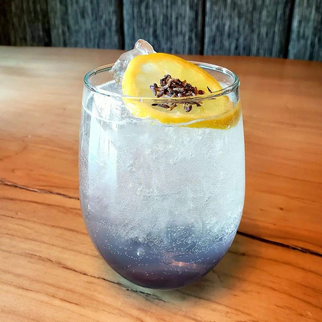 cilantro_chive's tweet photo. A classic ๐
Our Lavender Lemonade. Using our signature Lavender Syrup, local @snakelakebrewco Craft Lemonade, fresh cut lemon wheels and Lavender seeds ๐
Available unleaded, or kick it up a notch with local @TRexDistillery Vodka! ๐
.
.
.
#FreshSimpleDrinks
#DrinkLocal https://t.co/F1tX5deTOk