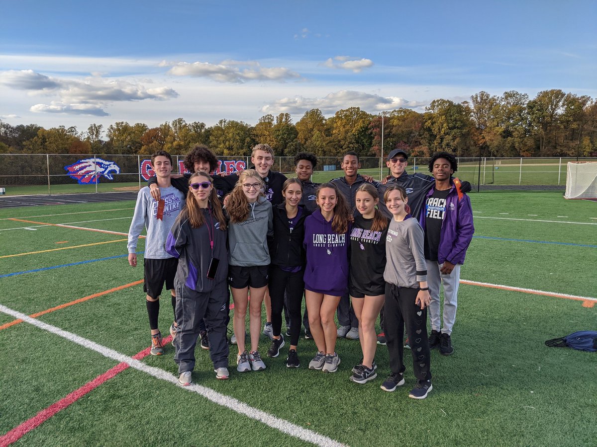 XC_LRHS's tweet photo. Congrats to all the @hcpss_lrhs cross country runners! Lots of PRs today! Special congrats to Christian, Alejandro, and Evan for placing 8th, 10th, and 20th. All three qualify for states!
@LRHS_Athletics #statebound #runningislife ⚡⚡⚡ https://t.co/InQERc3EnF