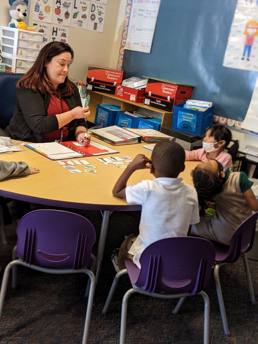 khawleyteach's tweet photo. This Kinder Team at @TownsellElem is straight 🔥🔥🔥! I love and learn from every opportunity I have to be in their presence!  They always ensure students receive intentional, data driven instruction and have fun doing it! @FollowMrsBrooks @MrsWhiteKinder @DrJillCarter https://t.co/y40Hf1n36i
