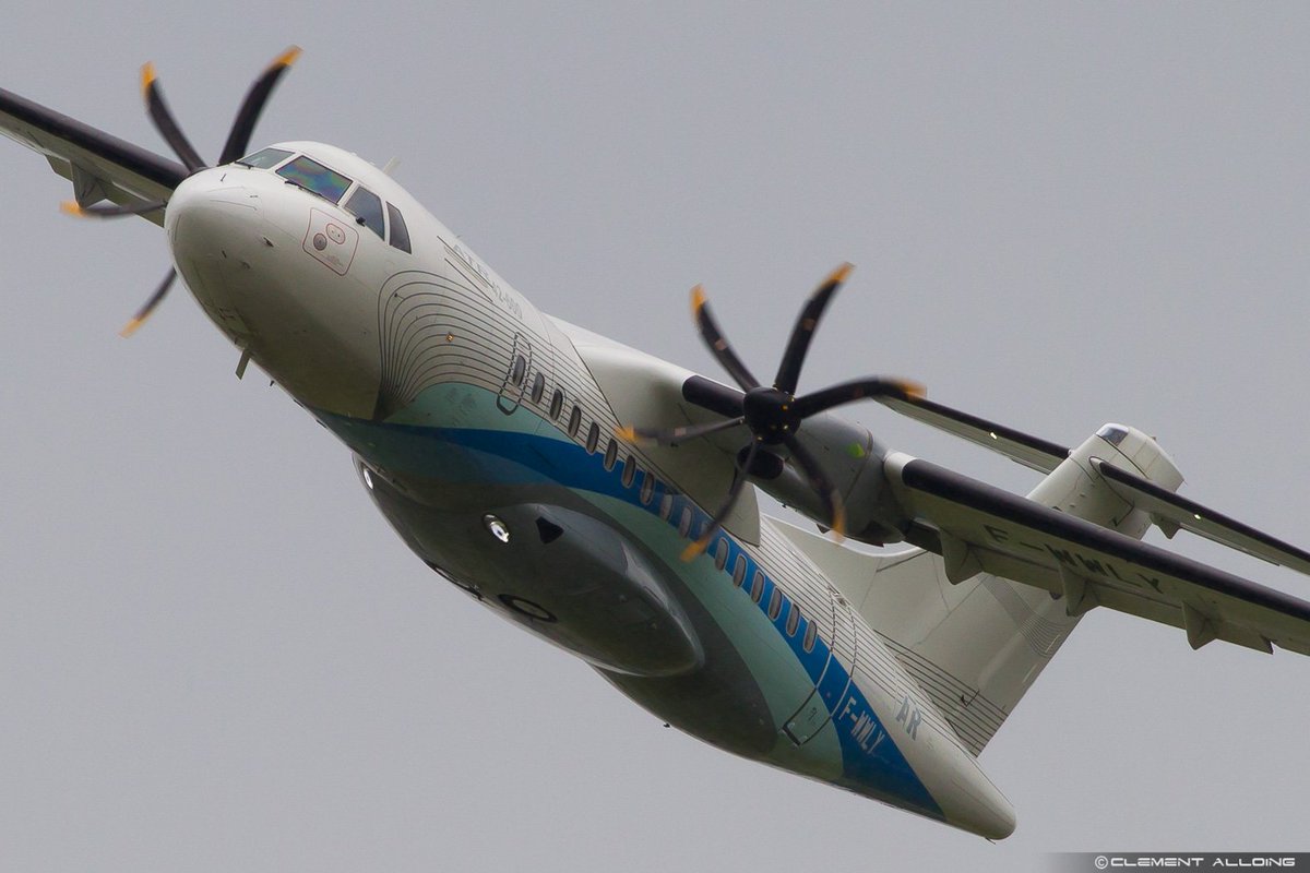 CAlloing's tweet photo. Happy birthday @ATRaircraft!!! #4november
#40YearsOfMakingADifference
#40Years
#40thAnniversary
#avgeek #avgeek #ATR72 #ATR42 https://t.co/GNsF6I8ZBa