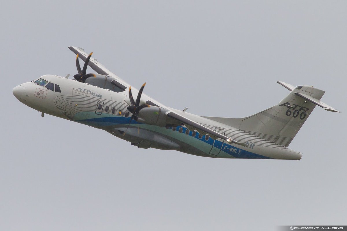 CAlloing's tweet photo. Happy birthday @ATRaircraft!!! #4november
#40YearsOfMakingADifference
#40Years
#40thAnniversary
#avgeek #avgeek #ATR72 #ATR42 https://t.co/GNsF6I8ZBa