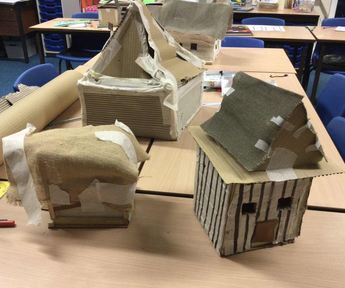 LSTClass09's tweet photo. Our Tudor houses are ready for painting tomorrow. We have used a variety of techniques to make our frames as strong and as stable as possible #STPSDesignTechnology #framestructures #TheTudors https://t.co/2ntuhdcijl