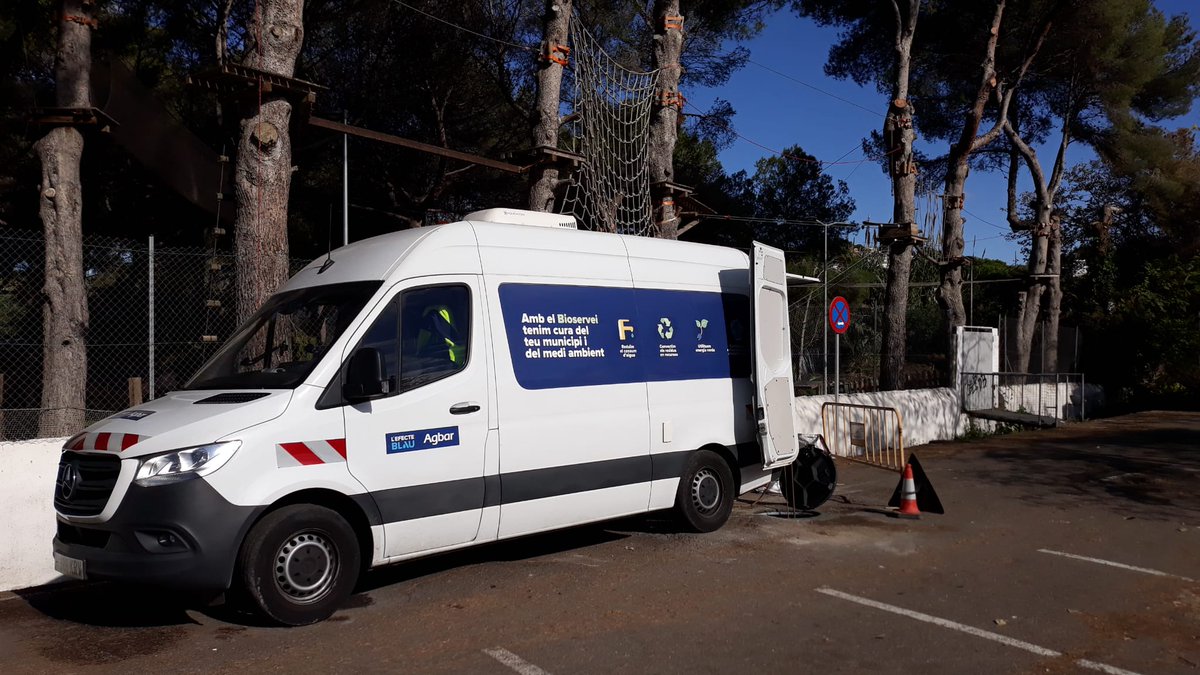 Albertestival's tweet photo. El sanejament no només s’ha de netejar. Desde @AGBARclients sabem que una correcta revisió i inspecció d’aquestes xarxes amb CCTV, també és necessari per buscar eficiències, optimitzar recursos allà on fa falta i prioritzar inversions. #ODS #Bioservei #economiacircular https://t.co/tEkCjLIa8y