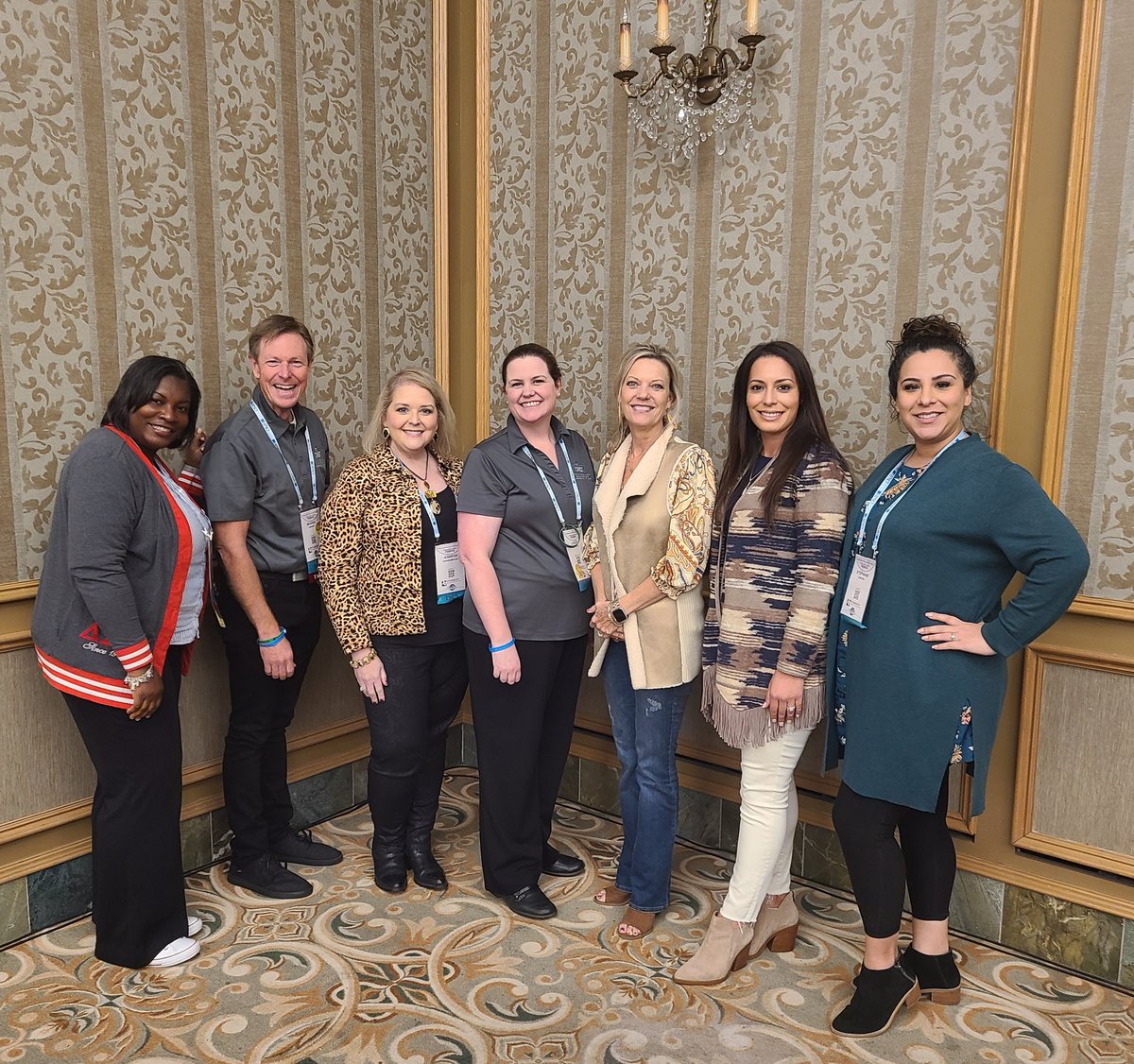 Fantastic Unity Luncheon with other <a href="/TxCAtweets/">Texas Counseling Association</a> divisions! Excellent representation with our <a href="/TxSCATweets/">Texas School Counselor Association</a> board members! 
#tcapgc21
@UTCasarez 
@Baba_FCEcounsel 
<a href="/RPE_Counselor/">RPE Caring Counselor Mrs. Zamora (Lozano)</a> 
<a href="/lawat25/">DrLa T Watson</a>