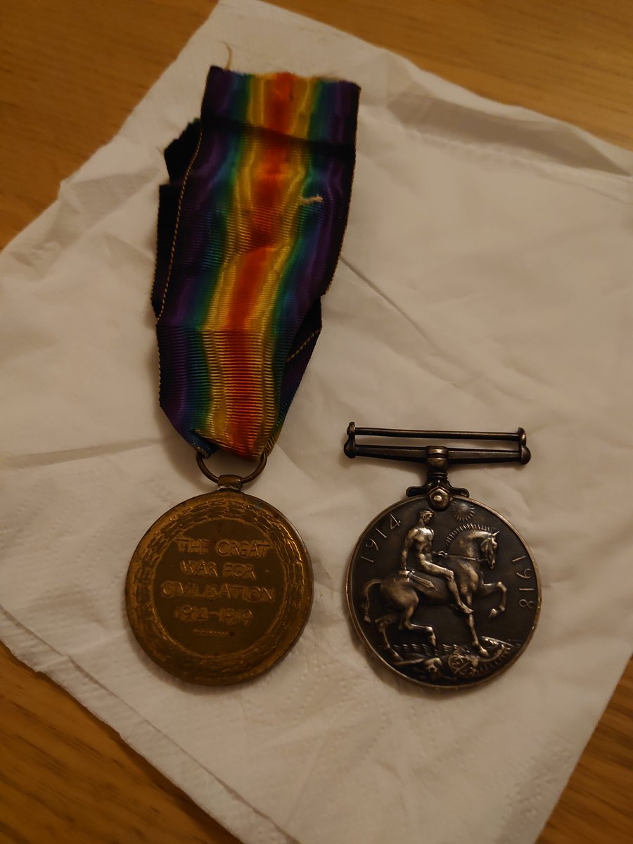 GhoulMrs's tweet photo. My grandad's first world war medals so proud they belong to me #hero #WW1 #manchesterregiment https://t.co/KMINeY1qzo