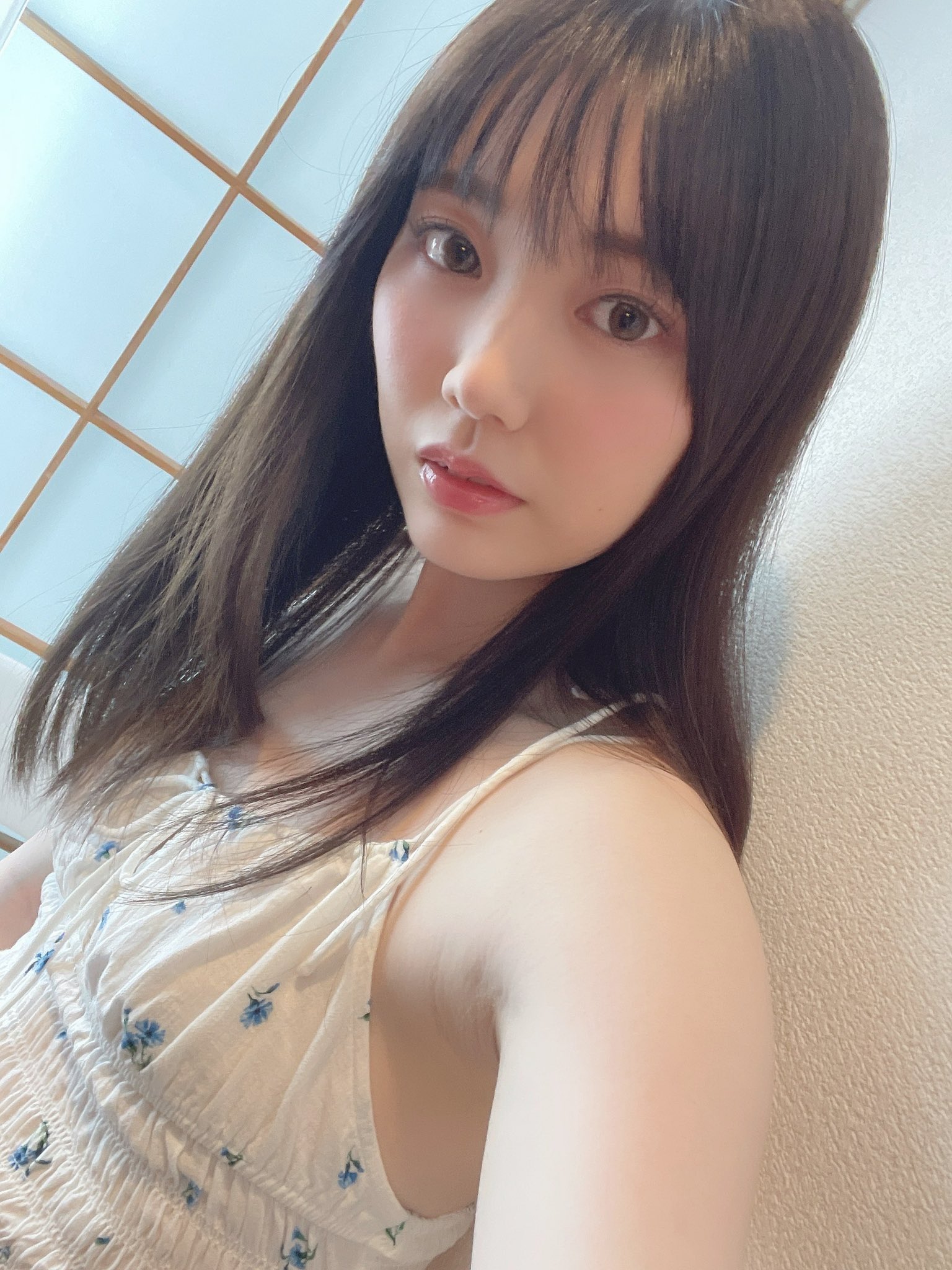 石川澪 2L、Lサイズ写真22枚(2021年10月〜2022年9月までのパケ写