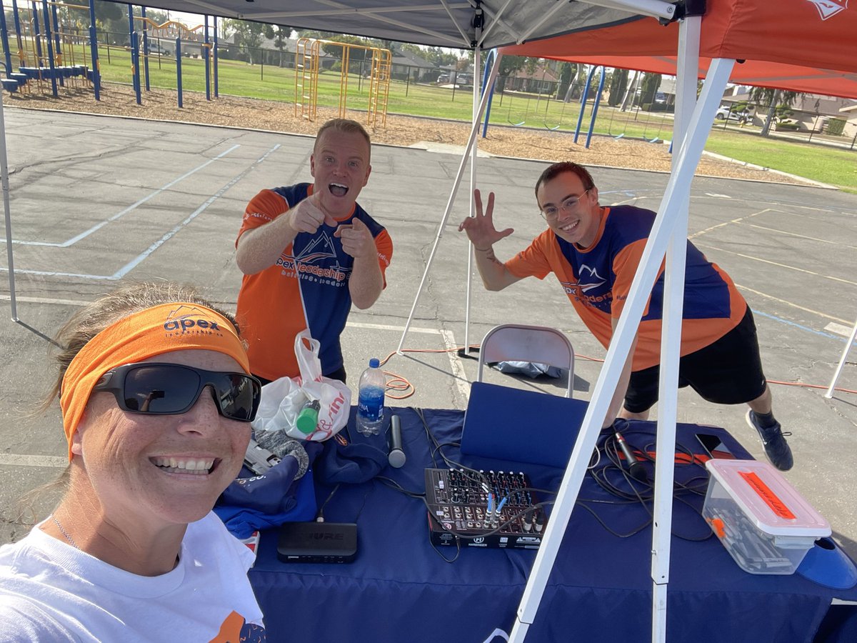 wenthurPE's tweet photo. Thank you @apexleaderco for running such an awesome with our @FernFalcons! https://t.co/nVaqOHDpjJ
