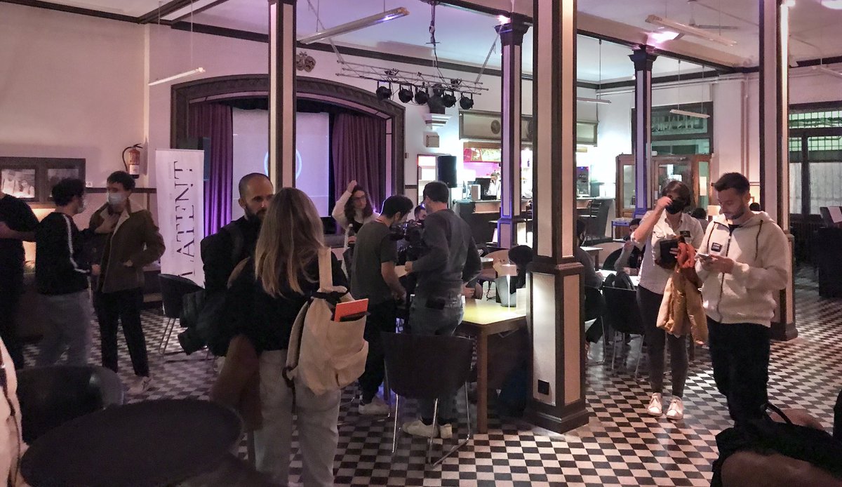 A #Terrassa hi ha talent latent! Molt contents d’haver pogut assistir a l’speed meeting de #LatentFest. Moltes gràcies, <a href="/bakoom_studio/">Bakoom</a> , per despertar la ciutat i fer-nos-en partíceps.