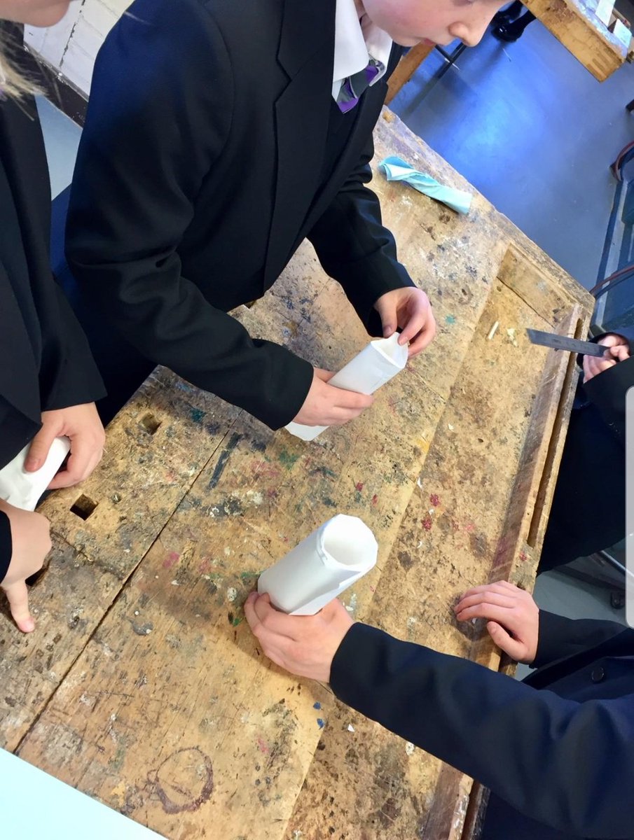 MrsDaviesDT's tweet photo. STEM Challenge! How many bricks can a carefully folded piece of A4 card hold? @chepstowschool #structures #deepeningthinking #teamwork #challenge https://t.co/l17FBiWNOX