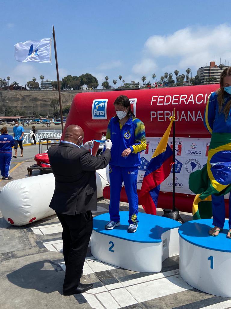 🟢  En la prueba de 10km aguas abiertas Victoria Abad consigue la medalla de PLATA para el Ecuador en el Campeonato Sudamericano Juvenil Lima 2021. 
.
Felicitaciones Campeona. 
.
✅ Club Hermanos Enderica Salgado
.
#swimming #TeamEcuador