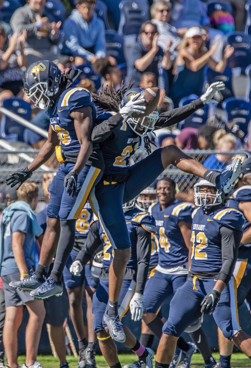 First I want to start off by thanking God.I’m thankful for everything I have been through though it only made me stronger as a person. With that being said this upcoming spring I will be enrolling and playing football for Reinhardt University 🦅. #PayThePrice💰 #ComebackSeason🐐