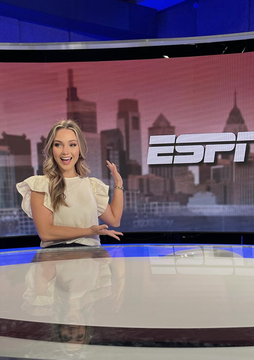 Brooklyn Vaughan tweet media