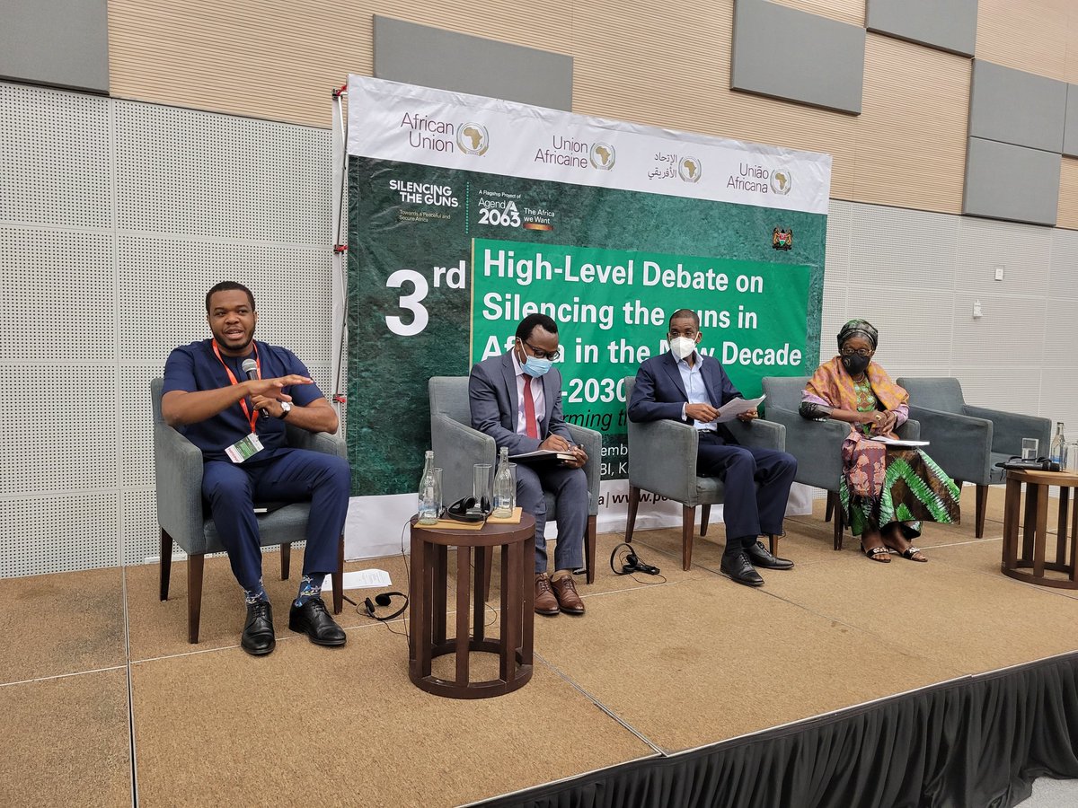 AUC_PAPS's tweet photo. #3rd_High_Level_Debate Session5: Measuring the impact through the AU Monitoring &amp; Evaluation Mechanism on the implementation of the Master Roadmap on #silencingtheguns. Moderator: @jmartyns Presenter: Dr. Andrew Asamoah @issafrica
Panelists: @AUBinetaDiop, Amb. Ibrahima Dia https://t.co/LSz2Xj9Xxj