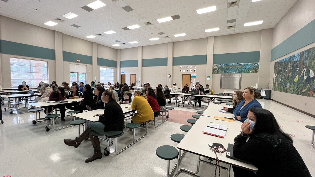 Nici42's tweet photo. Another successful launch at Matthys! Module 7 has started! Way to go teachers!!! @MATTHYSELEMENT3 @PISDTRA https://t.co/2eOu8Vd1od