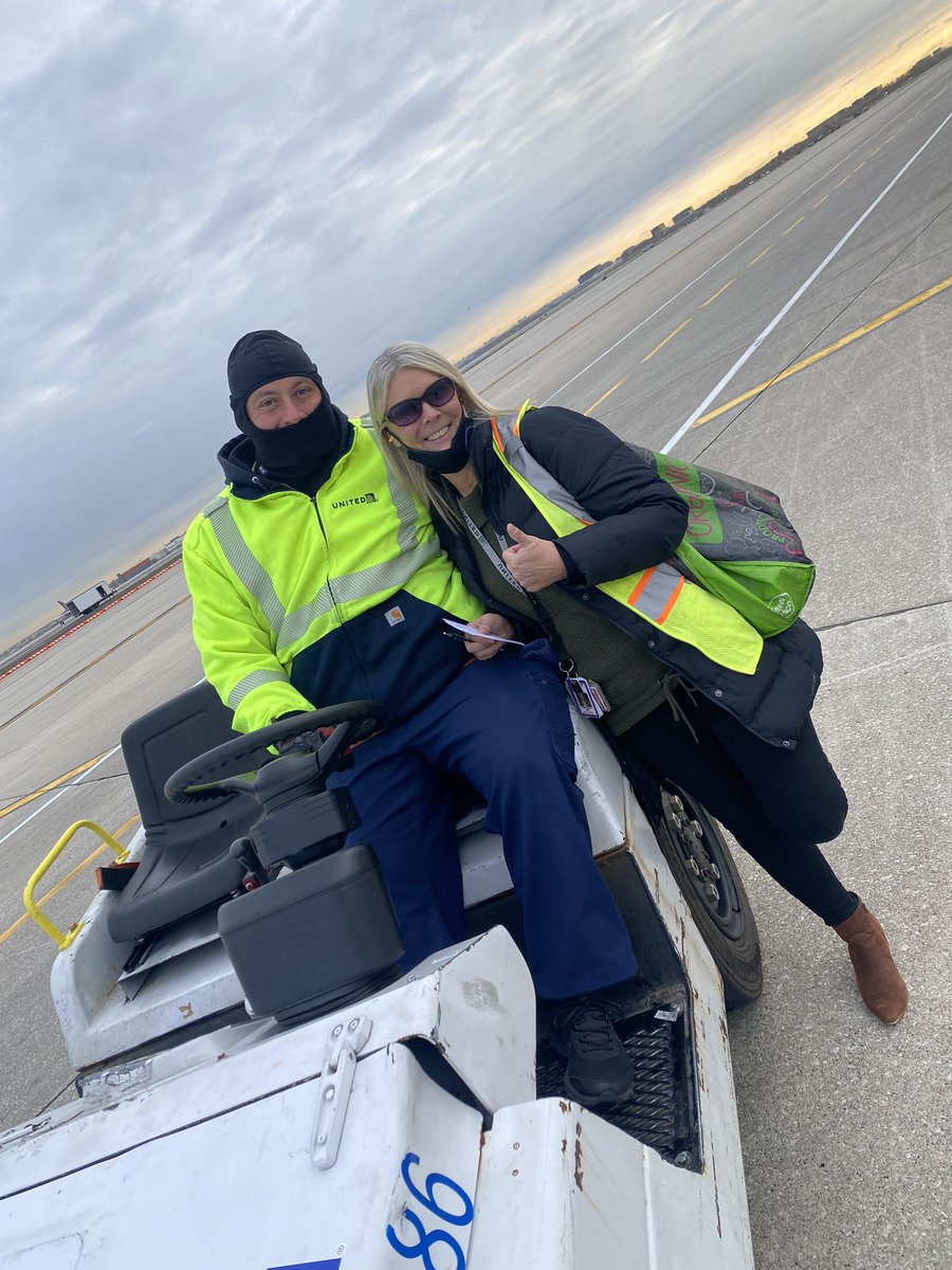 ddprincess72's tweet photo. ORD Safe Driving Campaign kickoff today! Several departments and vendors partnering up to promote safety and “drive” it to the next level! #SafetyforAll #safedrivingmatters #safetyiownit @JohnK_UA @AOSafetyUAL @UA_Alicia @kennyjets67 @ORDAOQC https://t.co/f81NkREkfQ
