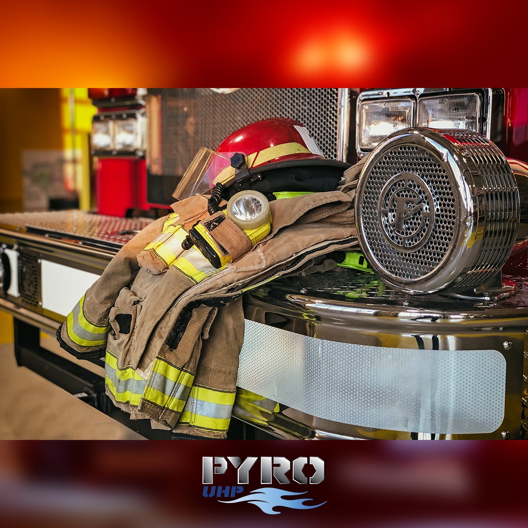 pyrouhp's tweet photo. PyroBlitz maximizes water’s effectiveness. 💦  In almost every case, the fire’s out with only 15-20 gallons. Hit the road faster in a smaller, nimbler truck. In a situation where every second counts, PyroBlitz will save you time. Learn more: https://t.co/oWacpo3Lzv https://t.co/Jn1B8sFofP