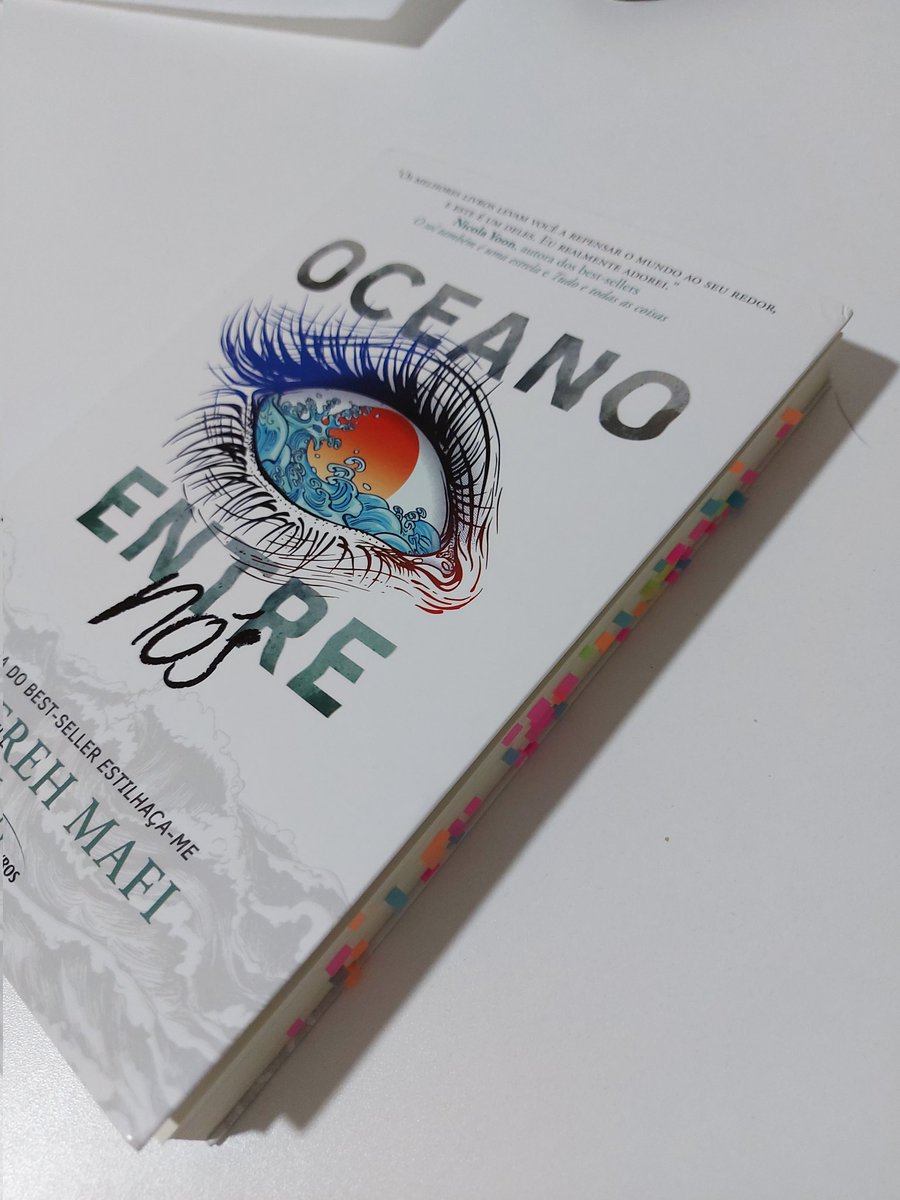 shaxnw's tweet photo. Agora entendo a Nicola Yoon "Os melhores livros levam você a repensar o mundo ao seu redor, e este é um deles. Eu realmente adorei". https://t.co/PfdQDC5ee3