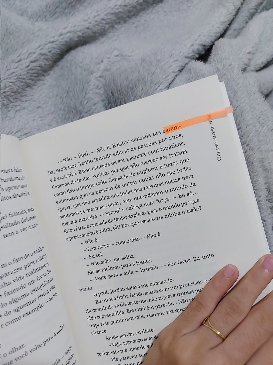 shaxnw's tweet photo. Agora entendo a Nicola Yoon "Os melhores livros levam você a repensar o mundo ao seu redor, e este é um deles. Eu realmente adorei". https://t.co/PfdQDC5ee3