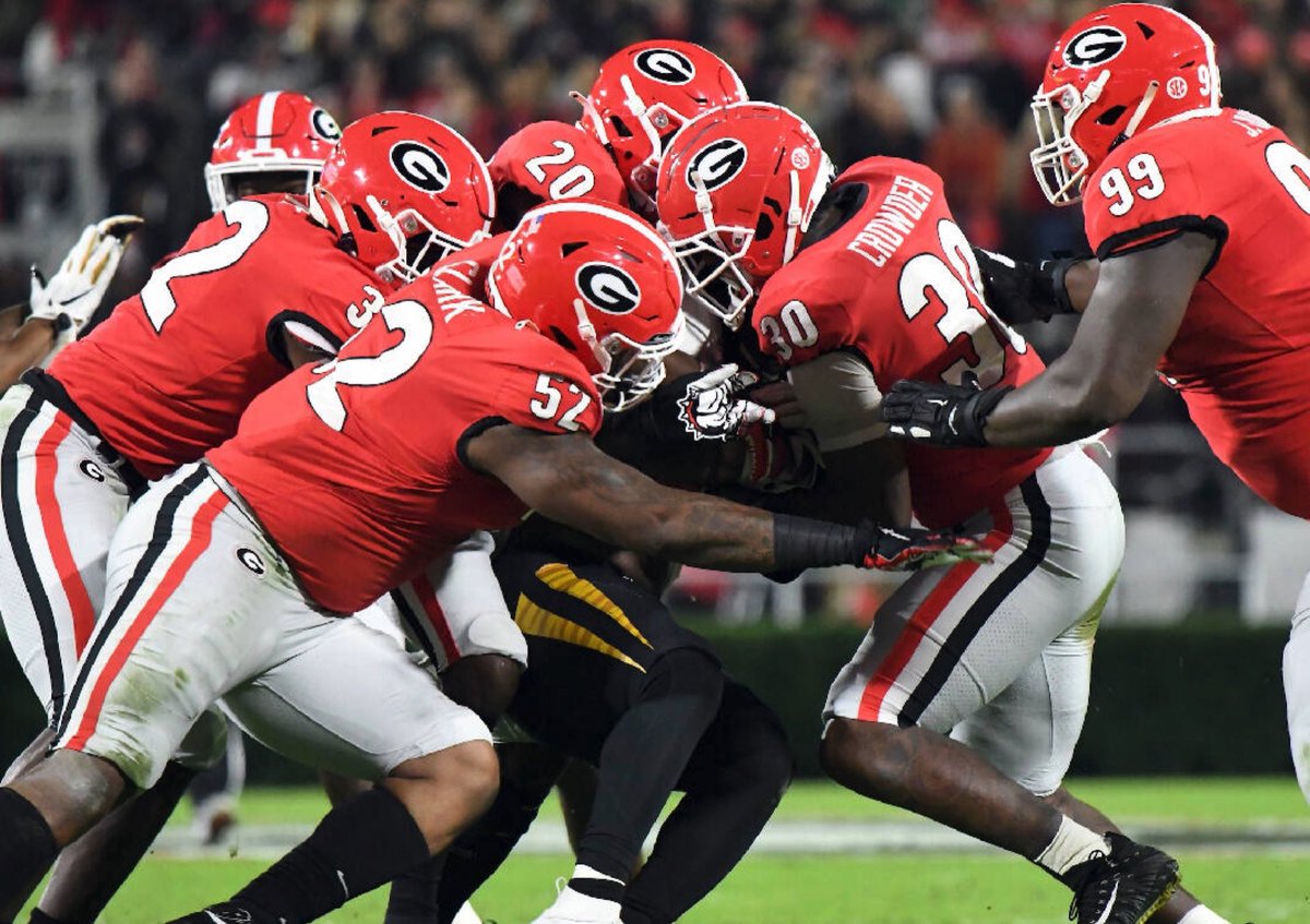 CarsonGentle's tweet photo. I'll be in Athens for Saturday’s @GeorgiaFootball game. 
#GoDawgs

@KirbySmartUGA 
@CoachSchuUGA 
@CoachDanLanning 
@NCEC_Recruiting 
@NatlPlaymkrsAca 
@CoachTBarr 
@CSmithScout 
@cosimp4real 
@McCallieSports https://t.co/Ig9BAfuoaX