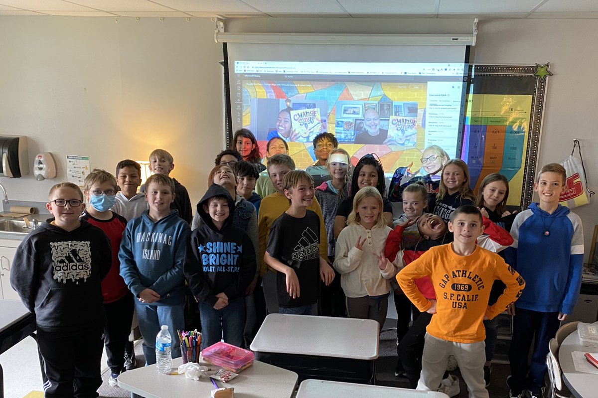 MrsHusekViolet5's tweet photo. We participated in a virtual visit today with Amanda Gorman. Wow! Change Sings is an inspiring and beautiful picture book for readers of all ages. Thank you @Flipgrid for connecting us with such a powerful author and an amazing illustrator too. #mylsps https://t.co/4mCizkPTWe