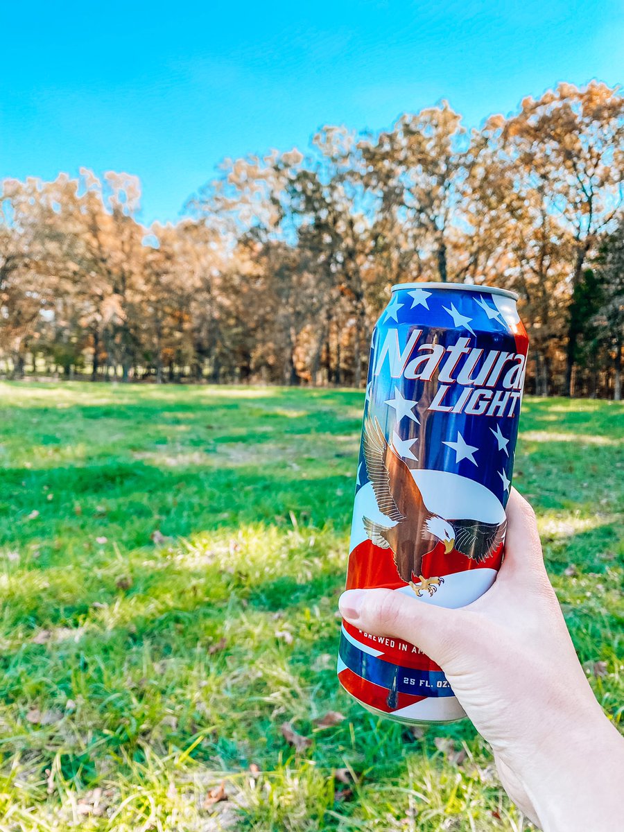 SammmLowe's tweet photo. He always said he would be in the breeze &amp; in the trees one day. Happy November, daddio https://t.co/qmgFD3i0ls