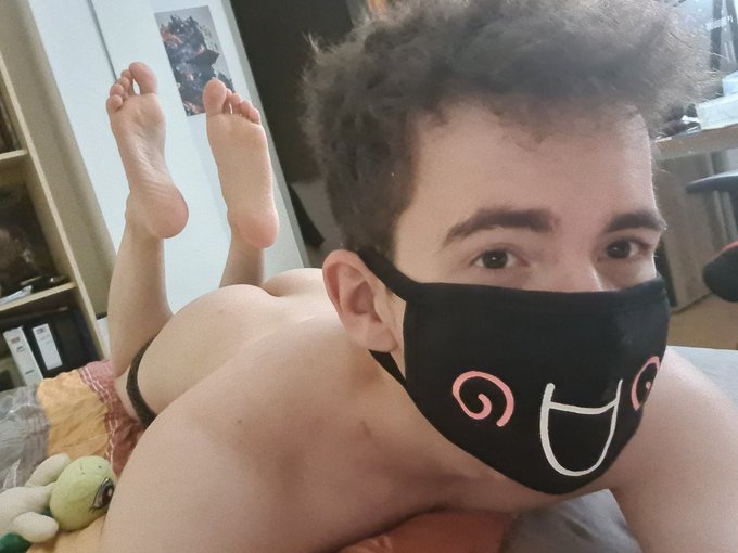 I'm just sending you a Good Night tease... nothing more.. ? I don't want you to nut to this (please do