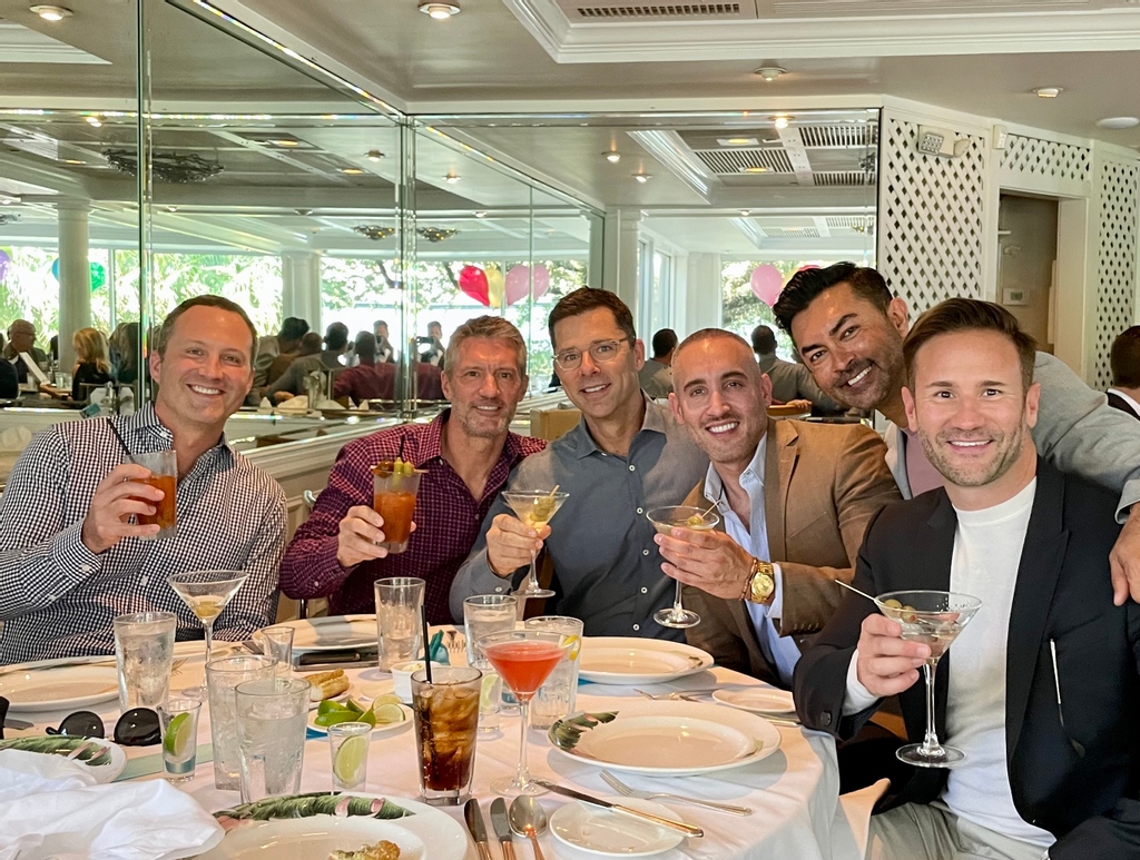 Yawar Charlie tweet media