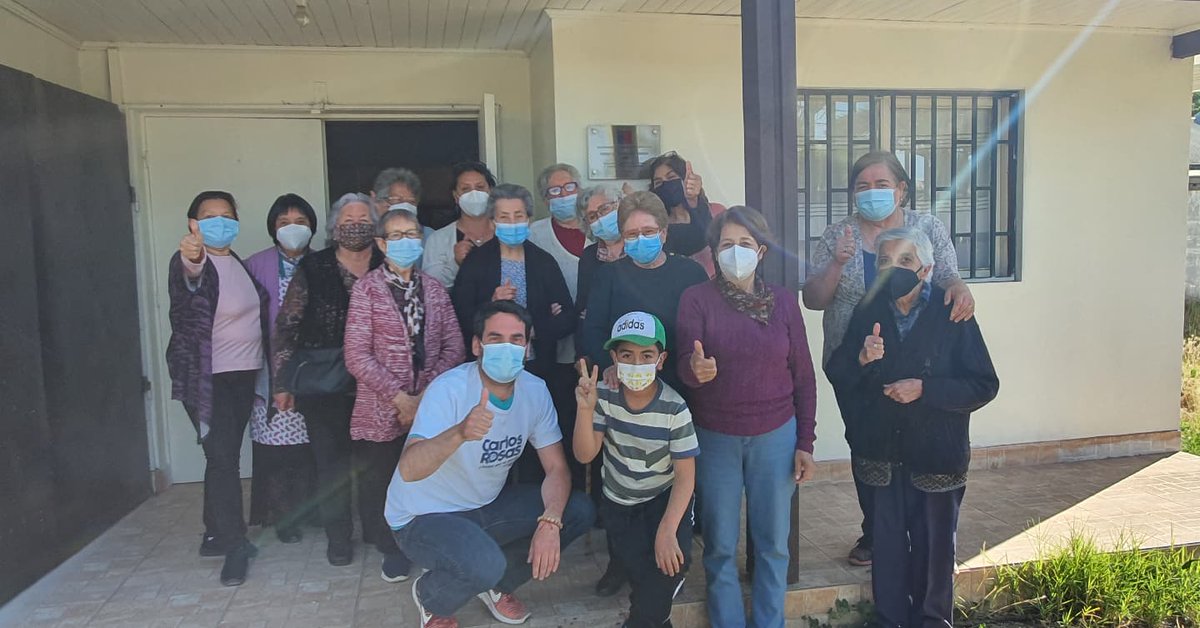 Crosasmaule's tweet photo. Lo pasamos muy bien conversando esta tarde en #Teno 
Conocimos realidades y vivencias teninas.
Vota AD-152
#CarlosRosas #ATodasPorElMaule https://t.co/WZdtBRFga7