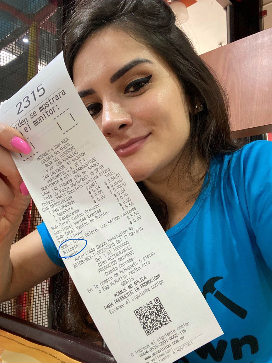 nandaguardian's tweet photo. O dia que eu paguei meu Big Mac com #Bitcoin em El Salvador, o primeiro país do mundo a adotar a moeda oficialmente 🇸🇻

Sem burocracias, dificuldades e sem fronteiras também. 

Rápido e fácil utilizando a Lightning Network ⚡️ https://t.co/aBfJv3YyuT