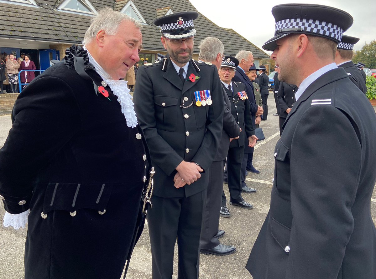 High Sheriff of Essex - Julie Fosh (@essex_hs) on Twitter photo Privileged to join <a href="/Essex_LL/">Jennifer Tolhurst</a> who was presenting @QueensAwardVS to <a href="/EssexPoliceUK/">Essex Police</a> Special Constabulary. A fantastic achievement for all those volunteers who give up their time to help keep Essex safe. Delighted to be able to add to the occasion with a High Sheriff’s Award. Privileged to join <a href="/Essex_LL/">Jennifer Tolhurst</a> who was presenting @QueensAwardVS to <a href="/EssexPoliceUK/">Essex Police</a> Special Constabulary. A fantastic achievement for all those volunteers who give up their time to help keep Essex safe. Delighted to be able to add to the occasion with a High Sheriff’s Award.