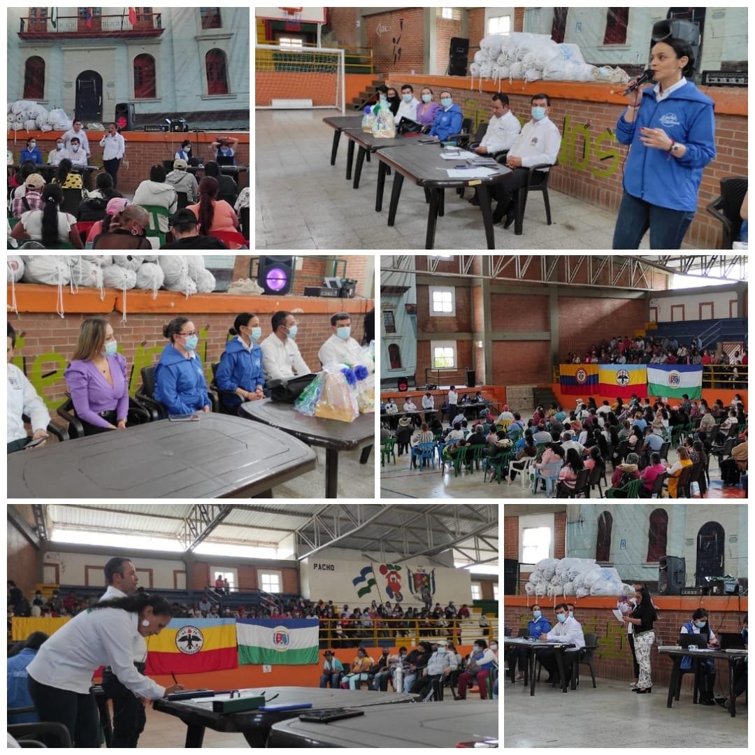 UnidadVictimas's tweet photo. En el municipio de #Pacho (Cundinamarca) la @UnidadVictimas entregó donaciones y realizó jornada de atención integral a población víctima. En este territorio hay cerca de 1.800 personas afectadas por el conflicto. #RetoUnidos #UnidosPorLasVíctimas🫂 https://t.co/WTiJShPB8Q