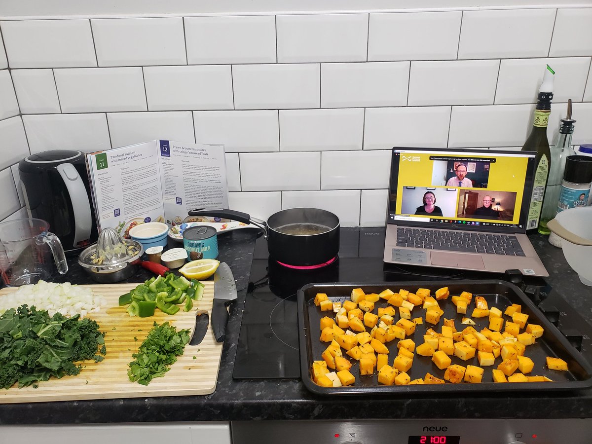 MollyRoseKO's tweet photo. Tonight's dinner-cooking entertainment: Art, Science, and the Climate Emergency, courtesy of @sjmm_alberti, @technologellie, and other ex-colleagues @NtlMuseumsScot https://t.co/wxKaPPv7Py
