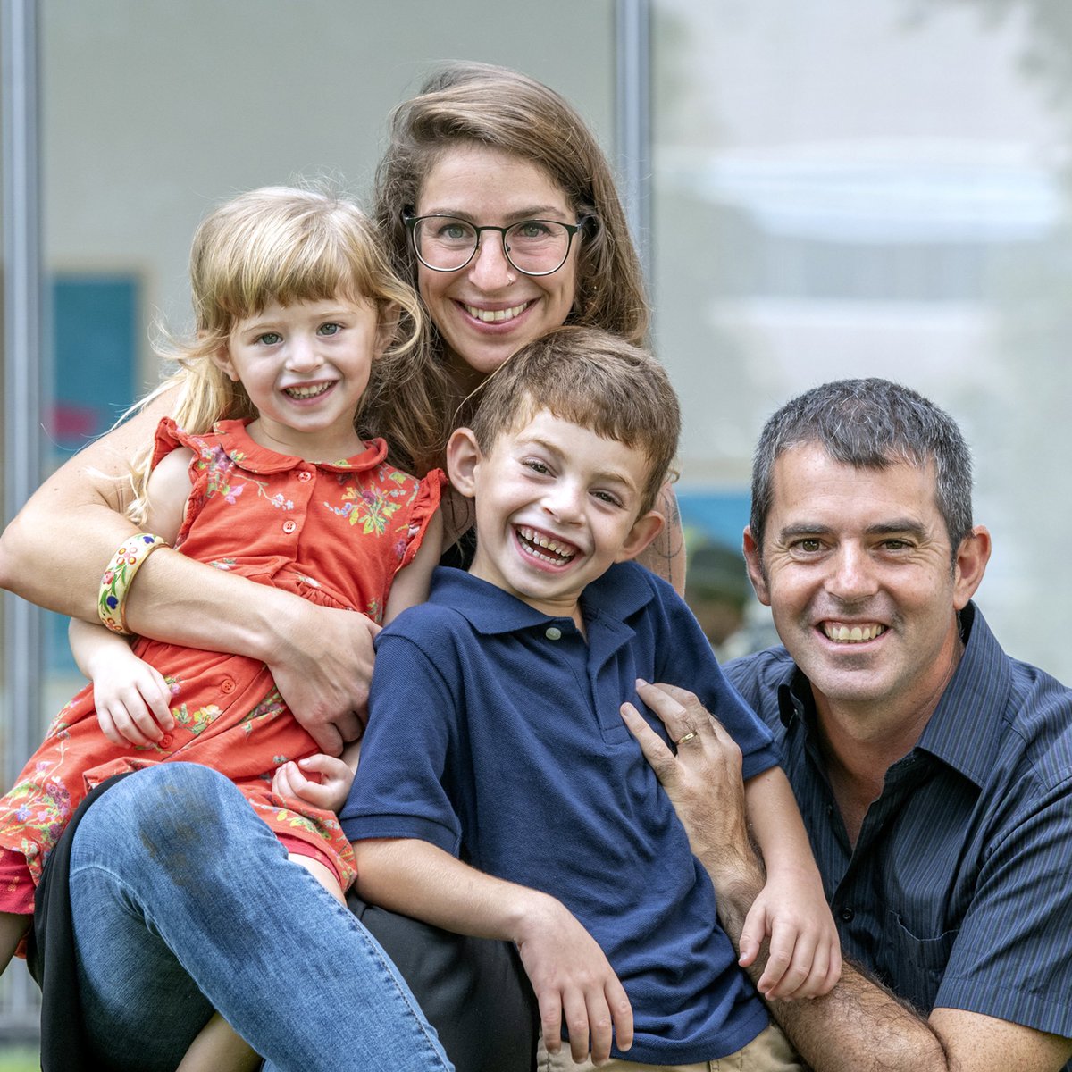 KyleMichael's tweet image. This incredible family came to @ClevelandClinic from Israel because their son, Eviatar, had 10-15 seizures A DAY. 

After surgery here, he has none! #removethefilter 🙌🏾 cle.clinic/3w9GHsW